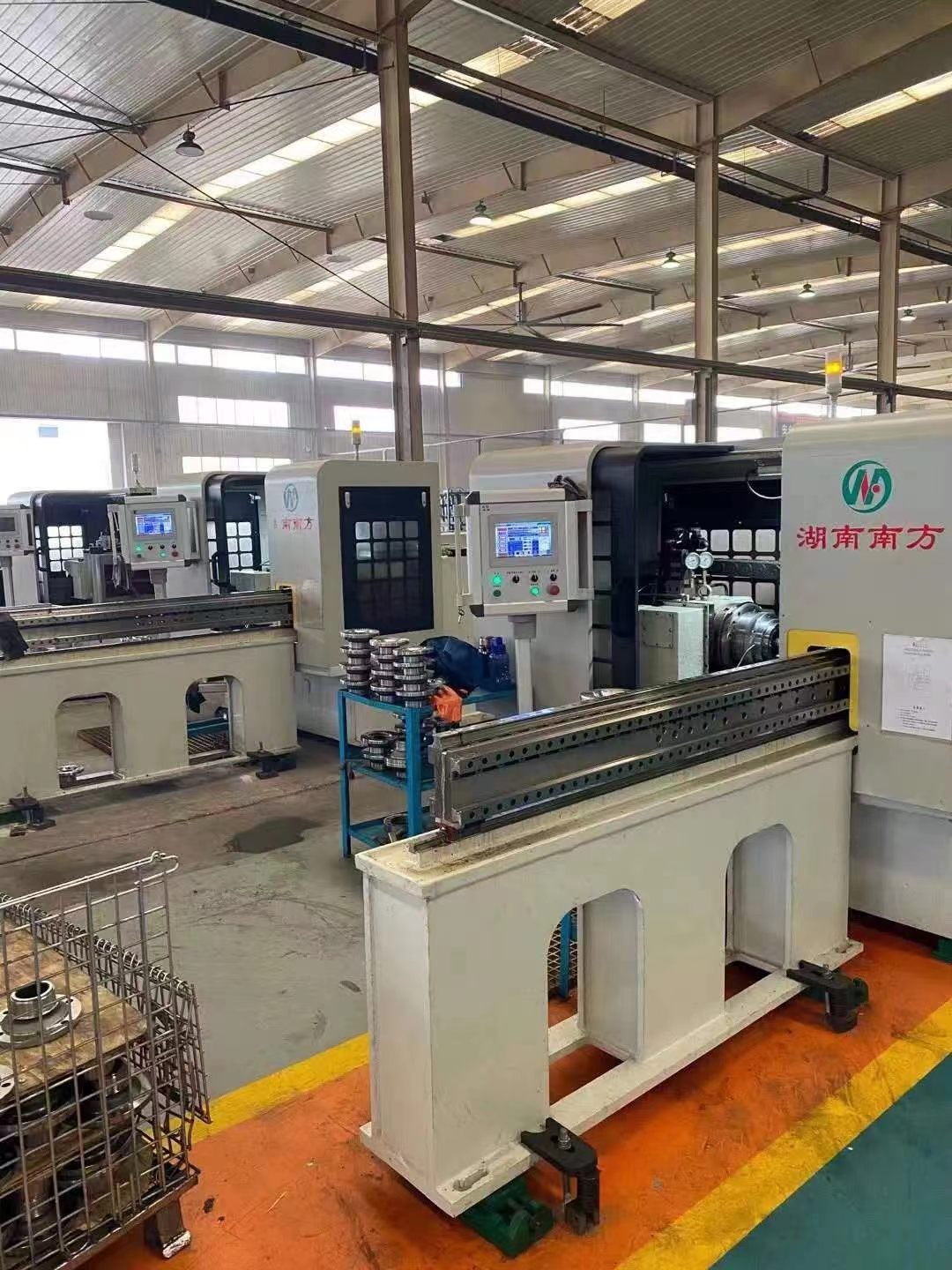 NF60圖緣叉(chā)端面齒(chi)專用卧(wo)式拉床(chuáng)